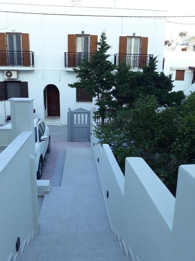 Downtown Holiday Home Naxos City Экстерьер фото